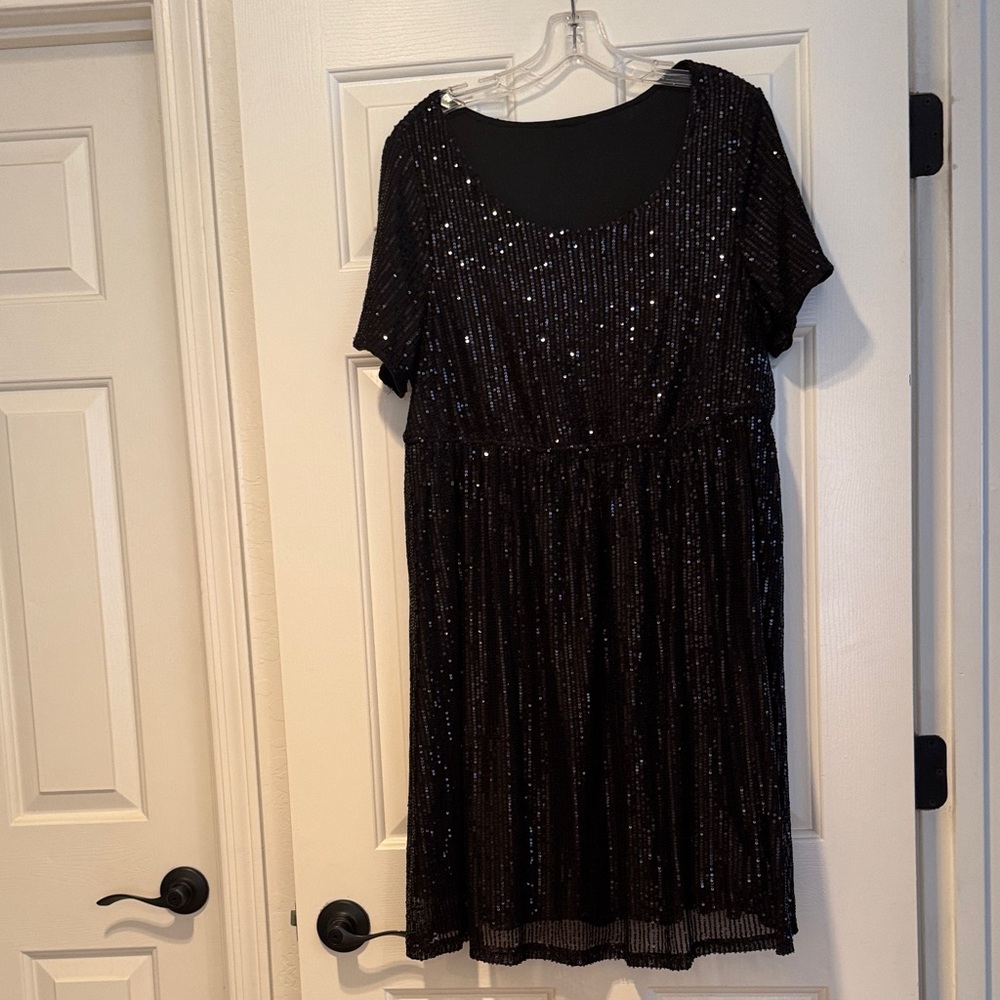Elegant Black Sequin Dress